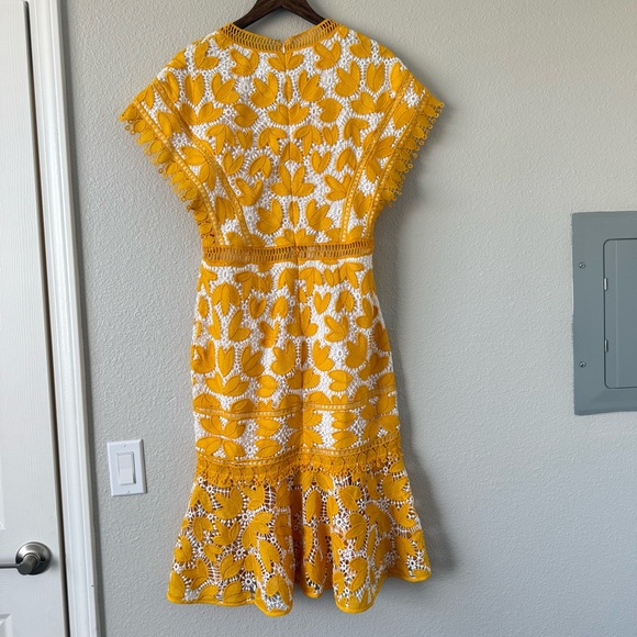 Saylor Revolve Kaiya Yellow White Crochet Lace Dress Midi Dress Large - Picture 13 of 16